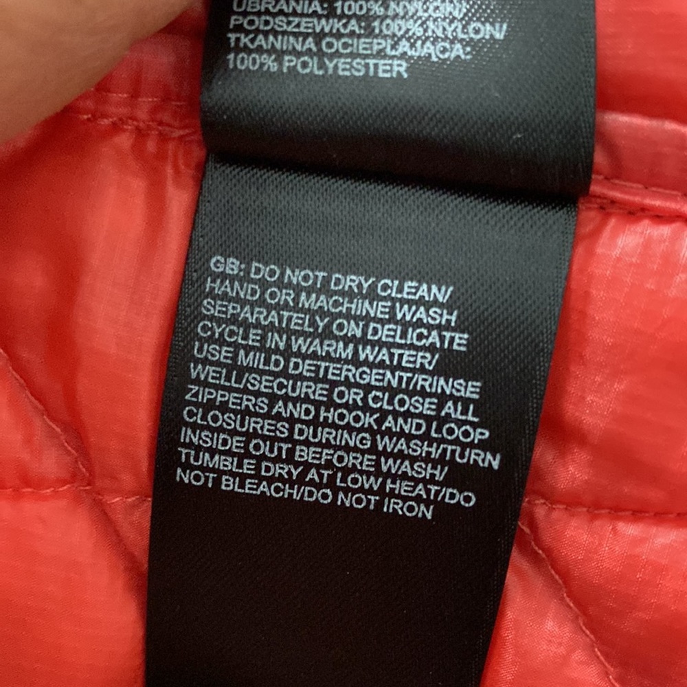 North face jacket size L - Picture 11 of 12